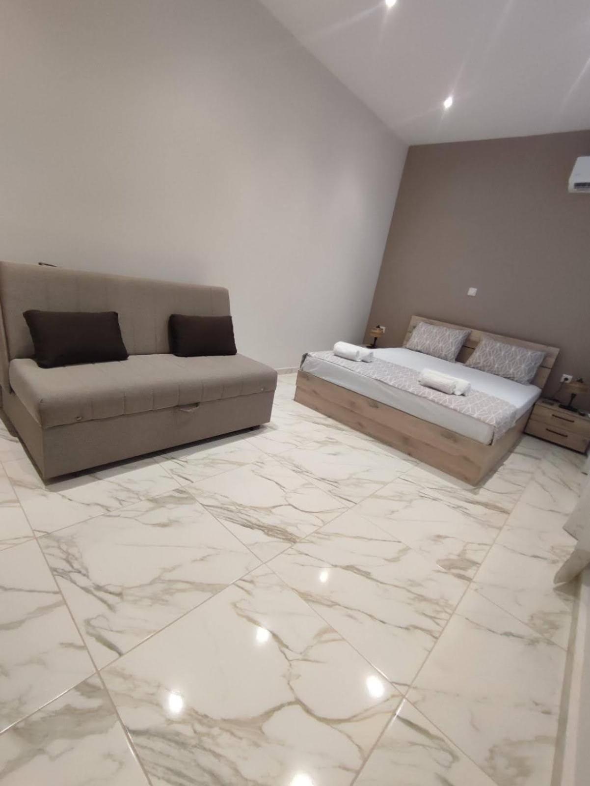 Konstantina'S Apartment أليكسانثيربوليس المظهر الخارجي الصورة
